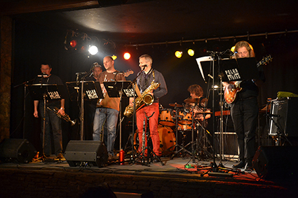 Polka Streng plays Zappa