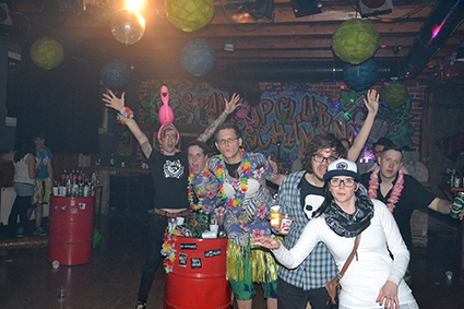 Szene Fischamend Hawaii Night