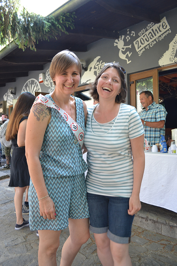 Tanja & Eva 40er Feier Teil1