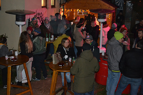Punsch Time im Club