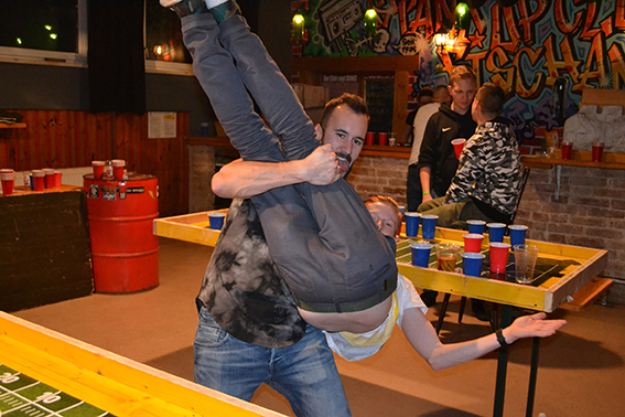 Beer Pong Turnier (Teil1)