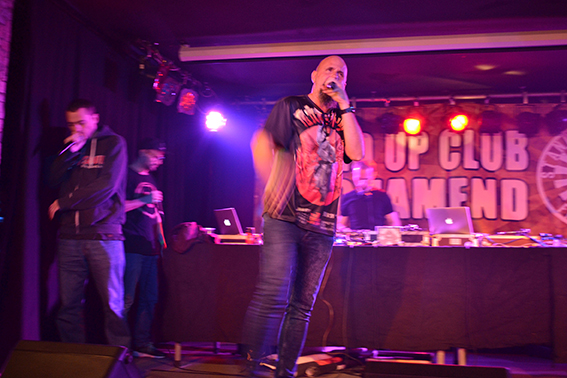 Ton Träger Records