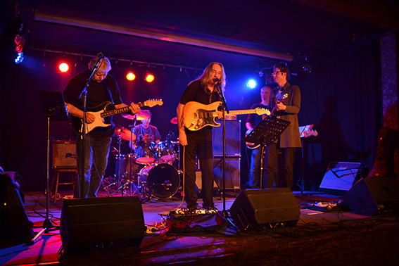 Blues Garden, Lenz, String Band 