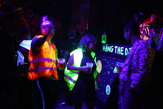Bad Taste Party Teil 2