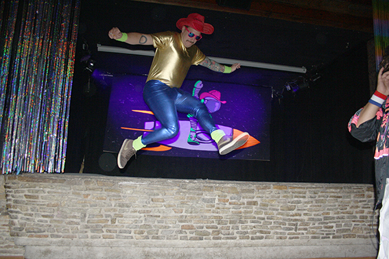 Bad Taste Party Teil 3