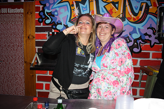 Bad Taste Party Teil 1
