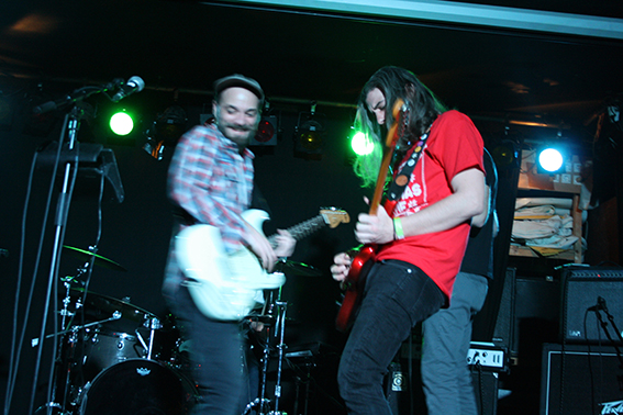  White Stain-Fran san Disco-Between the Beasts