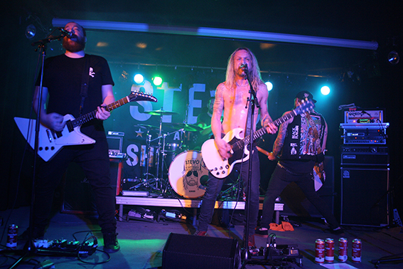 Naca7-Mantan-Stevo & The Shotlights