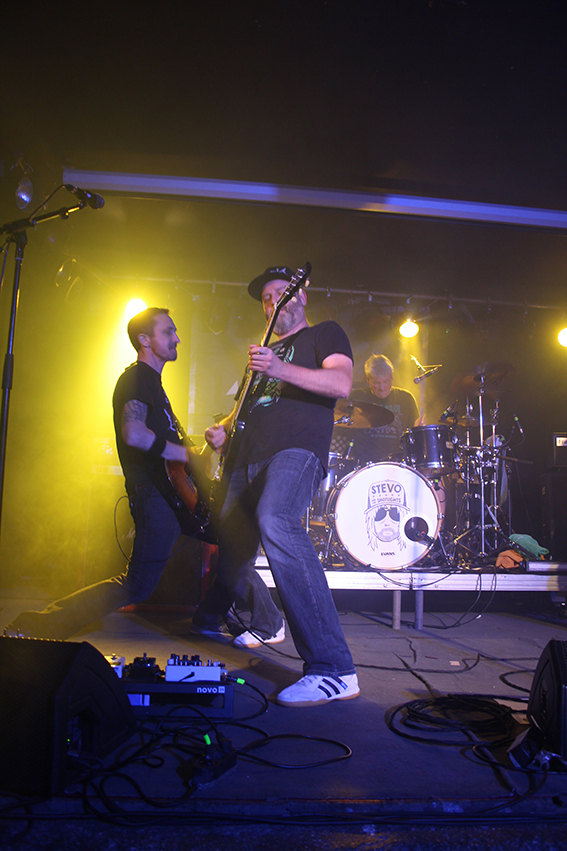 Naca7-Mantan-Stevo & The Shotlights