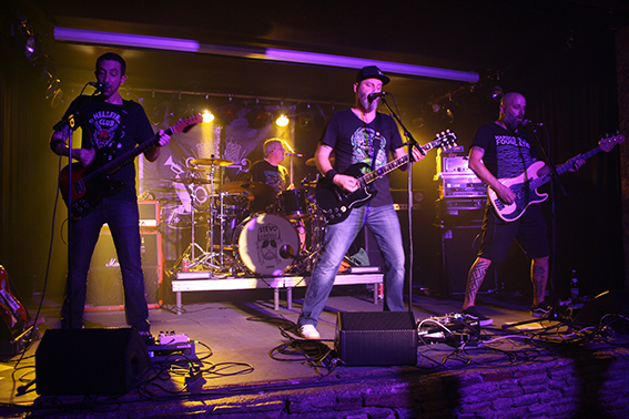 Naca7-Mantan-Stevo & The Shotlights