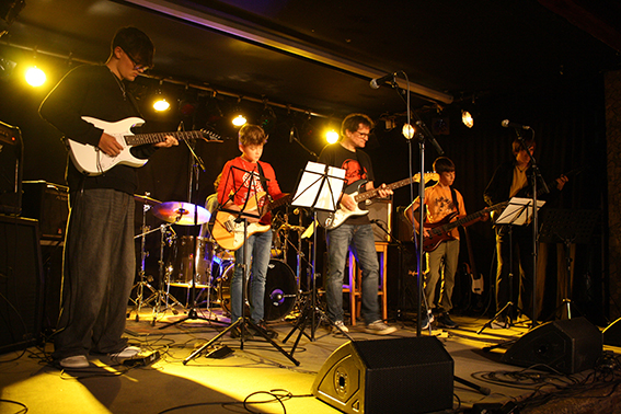 Risibisi, NOISE FACTOR und Musikschule Donauland