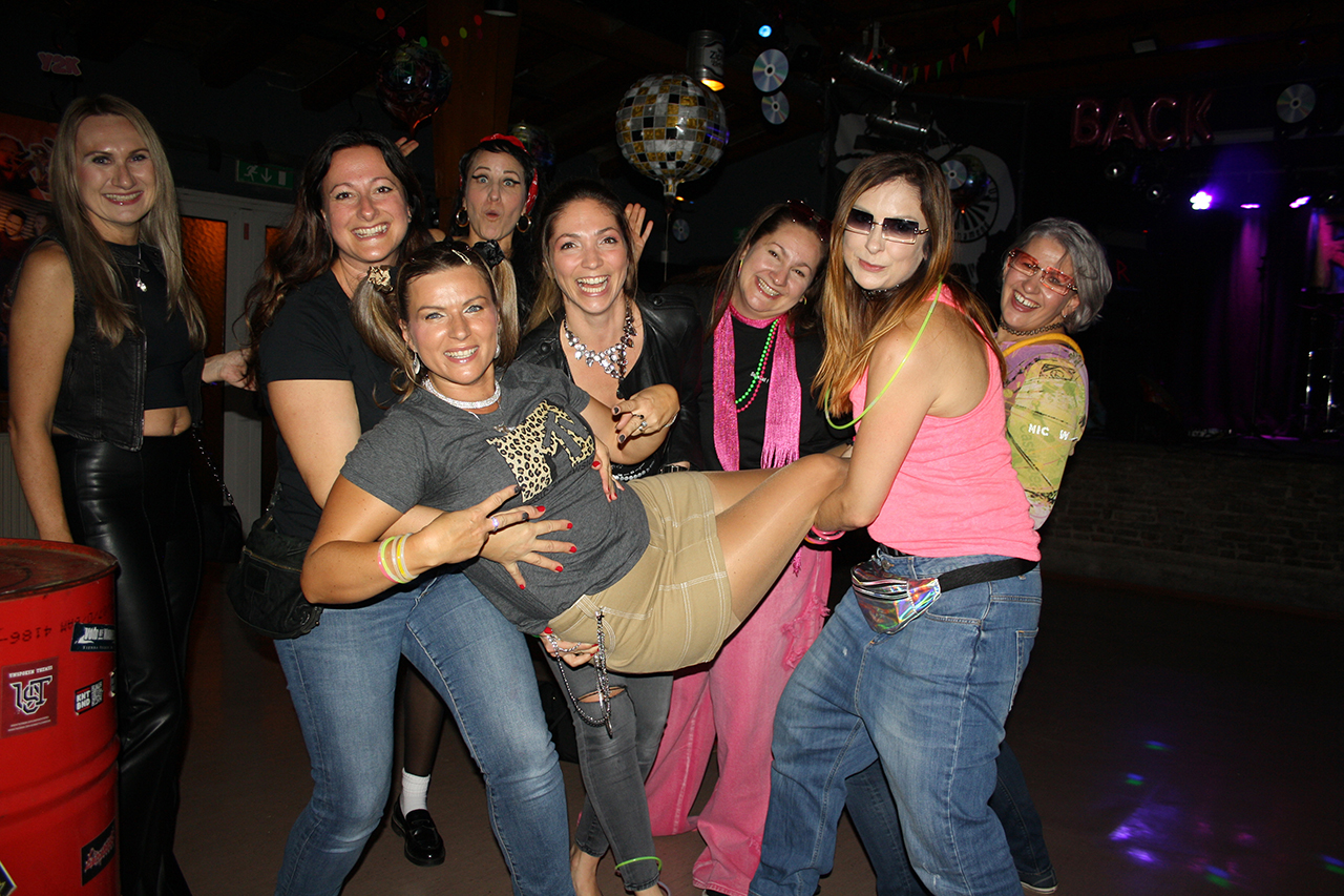 2000er Party - Teil 1