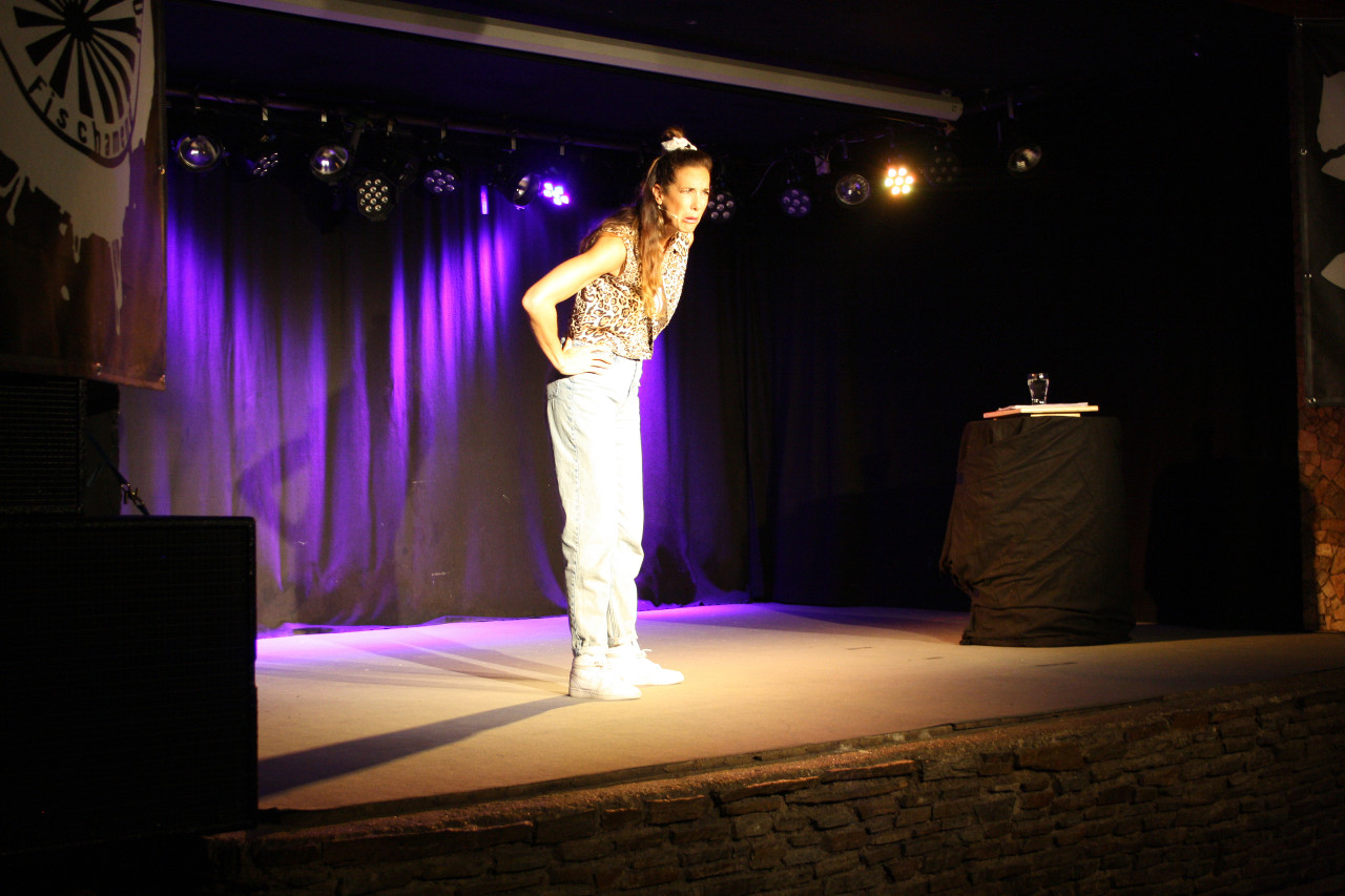 Nina Hartmann - Good Weibrations