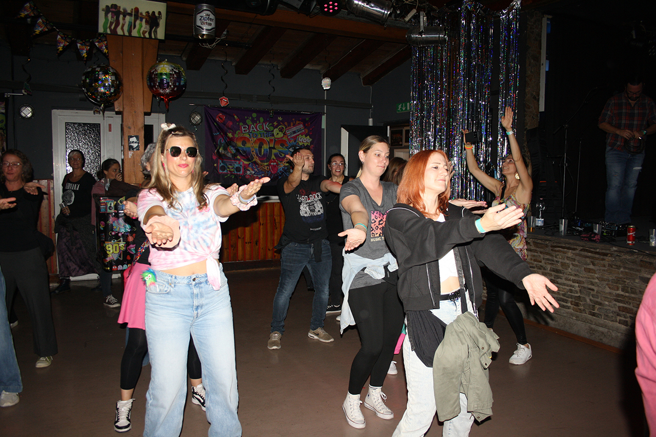 90er Party Teil 3 - live on stage: MITCH