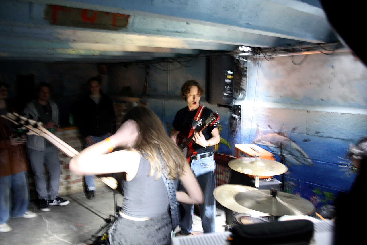 Kellerkonzert XIX: Vampyres / Moritz Molnar + The Necessary Evil